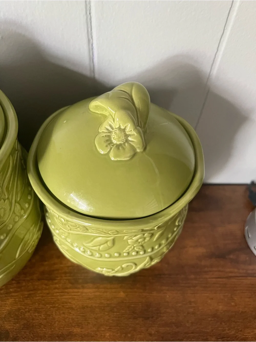 Cracker Barrel Apple Collection , Green, Susan Winger Canisters
